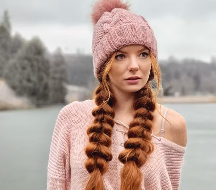 3 hot girl được chú ý nhờ sở hữu mái tóc đỏ nổi bật và quyến rũ ảnh 12