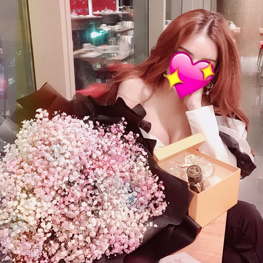 Vũ Hoàng Việt cưới hot girl nóng bỏng sau chia tay nữ tỷ phú U60 hơn 32 tuổi? - 3