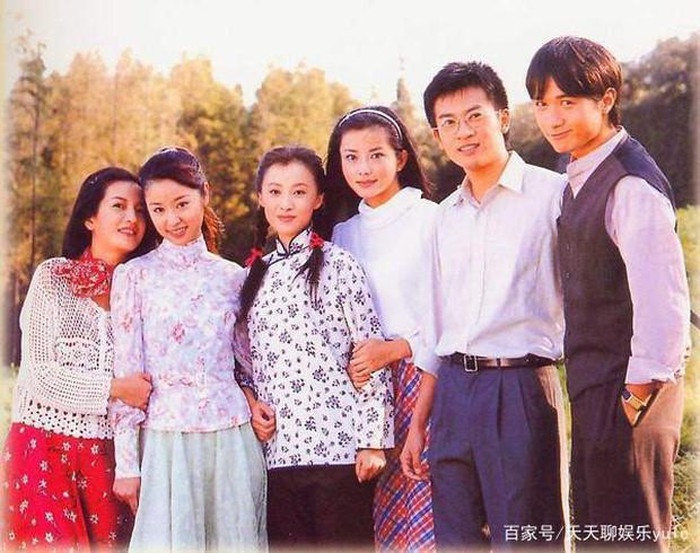 Hình ảnh hậu trường hiếm thấy của bộ phim "Tân dòng sông ly biệt" ảnh 2 Hình ảnh hậu trường hiếm thấy của bộ phim "Tân dòng sông ly biệt" ảnh 2