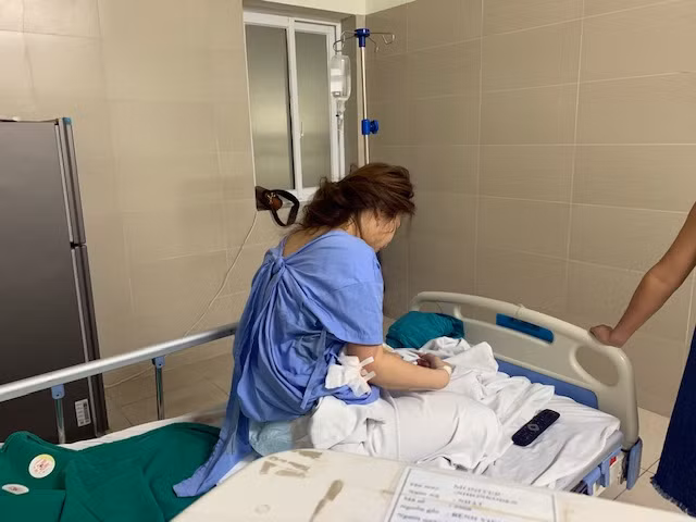 Nữ bệnh nhân đang điều trị tại BV Thanh Nhàn.