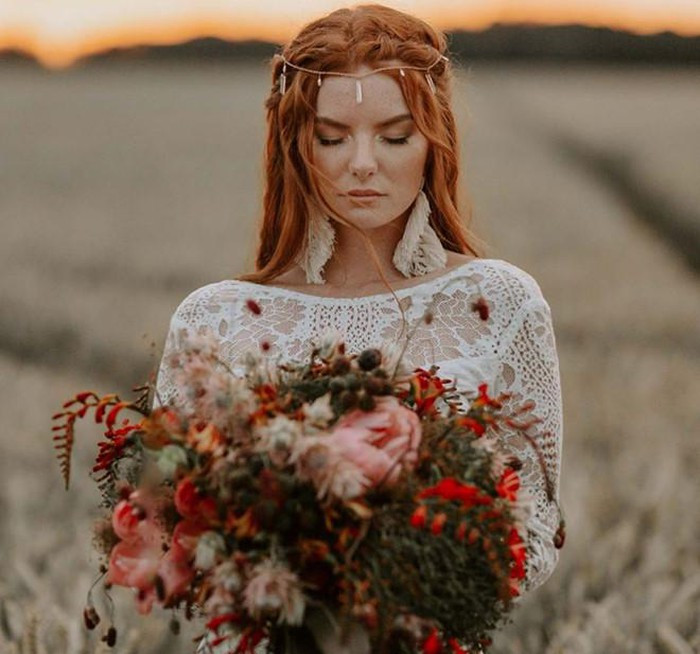 3 hot girl được chú ý nhờ sở hữu mái tóc đỏ nổi bật và quyến rũ ảnh 9 3 hot girl được chú ý nhờ sở hữu mái tóc đỏ nổi bật và quyến rũ ảnh 9