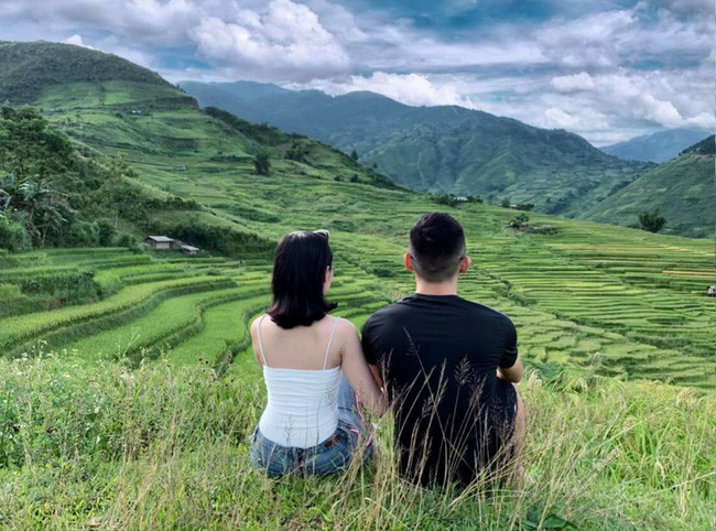 Thế hệ hot girl 1989: Người độc thân quyến rũ, kẻ yên ấm bên chồng con - Ảnh 11.