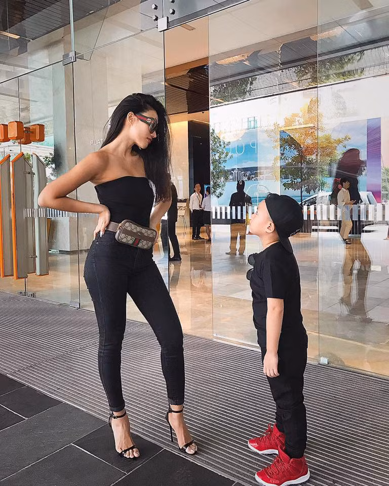 canh bim sua sau 10 nam cua nguoi dep an choi nhat sai gon, bao dai gia ngo loi - 6