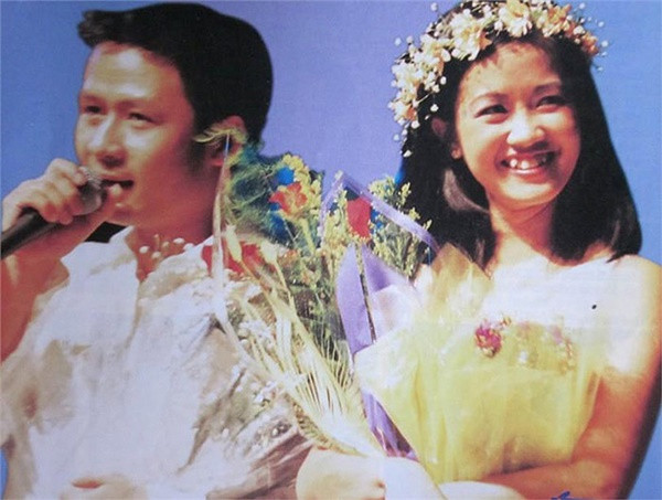 Hình ảnh cực hiếm thời trẻ của diva Hồng Nhung ảnh 9 Hình ảnh cực hiếm thời trẻ của diva Hồng Nhung ảnh 9