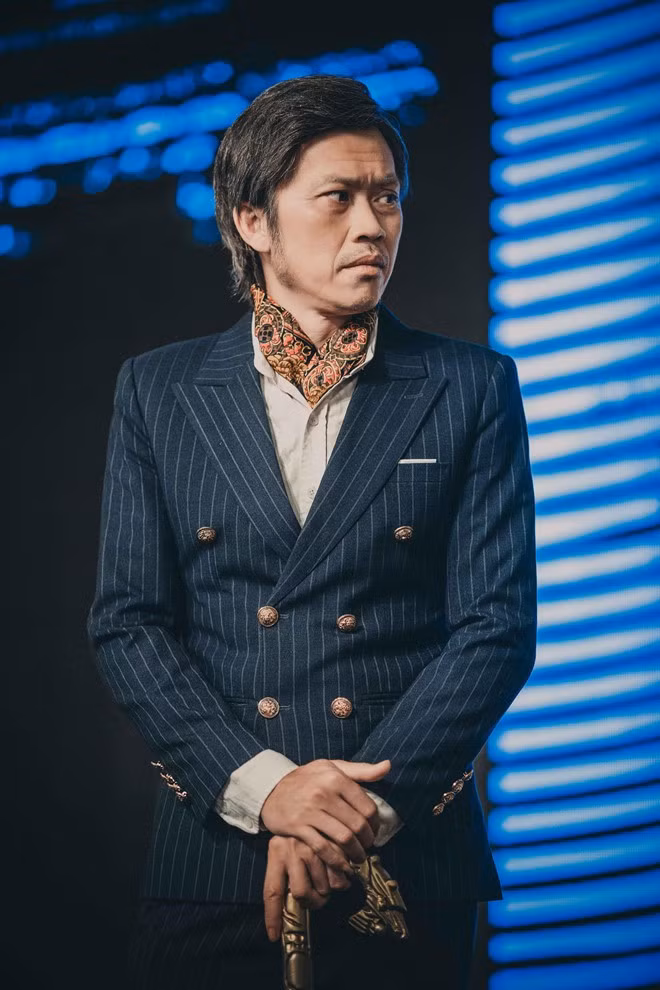 Chân dung 2 nghệ sĩ nổi tiếng chỉ cần hú là Hoài Linh có mặt, không cần mời - Ảnh 1.