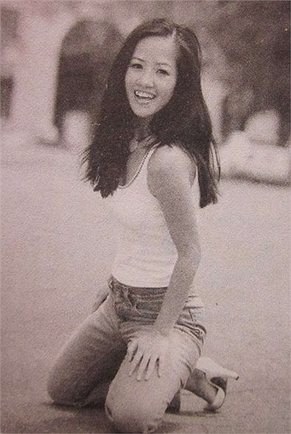 Hình ảnh cực hiếm thời trẻ của diva Hồng Nhung ảnh 1 Hình ảnh cực hiếm thời trẻ của diva Hồng Nhung ảnh 1