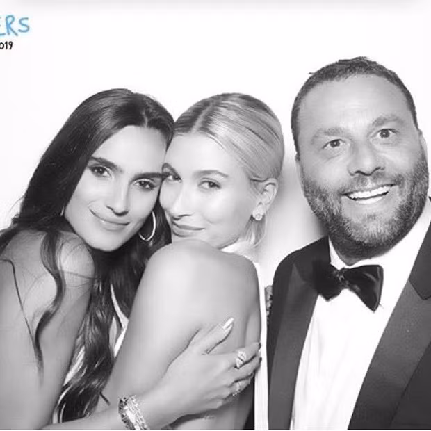 Loạt ảnh hiếm hoi trong lễ cưới xa hoa của Justin Bieber