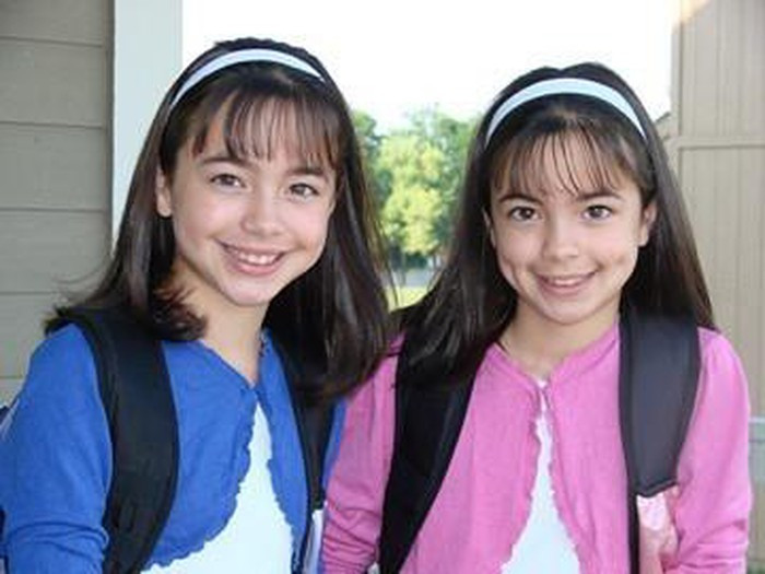 Chị em song sinh lai 5 dòng máu, là vlogger có triệu fan trên mạng ảnh 6 Chị em song sinh lai 5 dòng máu, là vlogger có triệu fan trên mạng ảnh 6