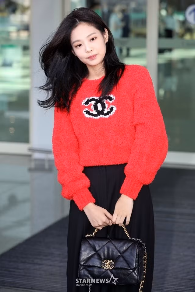 3 lần đụng hàng với Jennie BlackPink là cả 3 lần Phượng Chanel nhận kết đắng-1