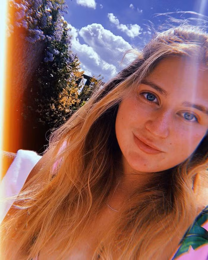 Dàn ái nữ được cưng chiều của các ông chủ CLB bóng đá ảnh 5