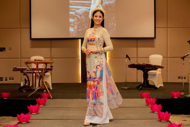 Ngọc Hân lần đầu xuất hiện bên bạn trai lâu năm sau khi để lộ nhẫn đính hôn - Ảnh 8. Ngọc Hân lần đầu xuất hiện bên bạn trai lâu năm sau khi để lộ nhẫn đính hôn - Ảnh 8.