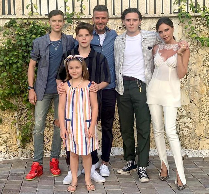 Dàn ái nữ được cưng chiều của các ông chủ CLB bóng đá ảnh 8