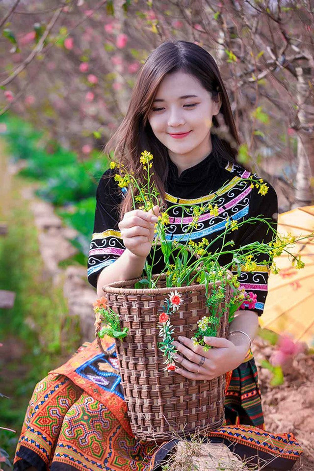 Nổi tiếng chỉ sau một đêm, cuộc sống của các hot girl thay đổi ra sao ảnh 2 Anh113.