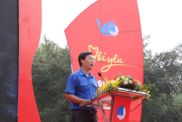 Anh Lê Quốc Phong, Ủy viên dự khuyết BCH Trung ương Đảng, Bí thư thứ nhất Trung ương Đoàn, Chủ tịch Trung ương Hội LHTN Việt Nam phát biểu tại hành trình.
