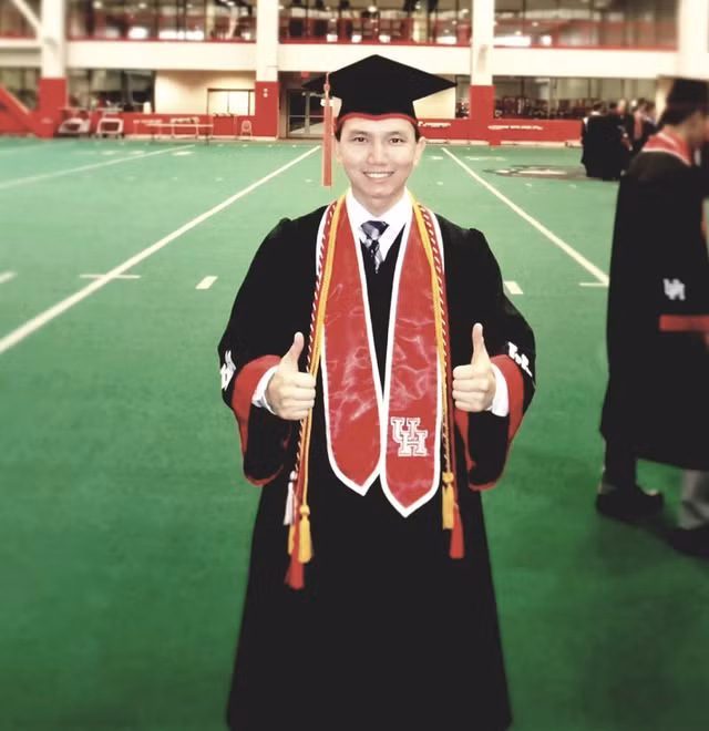 Quay số visa H1-B và cạnh tranh khốc liệt cơ hội ở lại Mỹ sau tốt nghiệp - 2