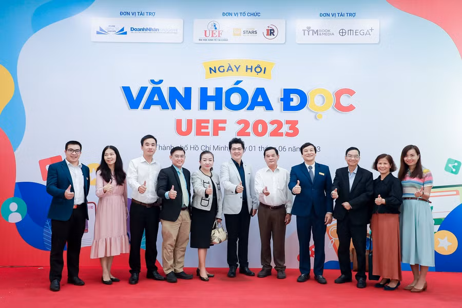 Ngày hội văn hóa đọc năm 2023 của UEF thu hút sự quan tâm lớn của sinh viên.