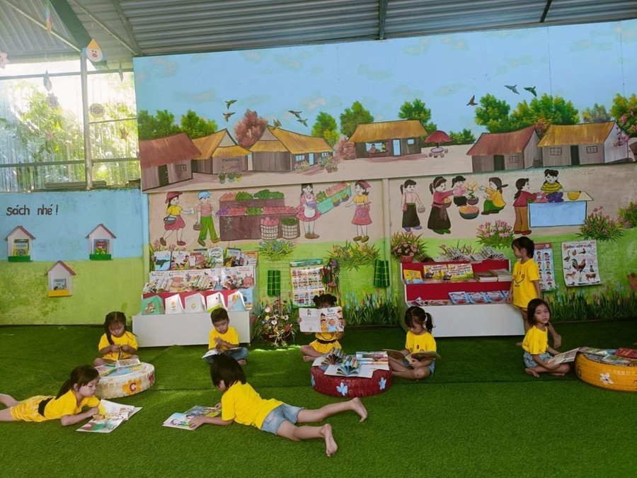 Góc đọc sách. Góc đọc sách.