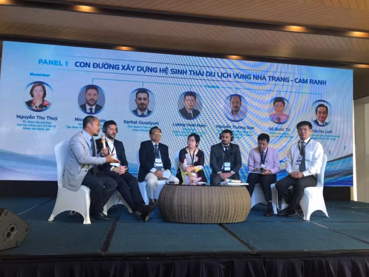 38406566_236508657195168_3846484328460582912_n (1)