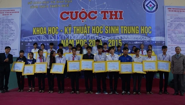  Những nhà khoa học trẻ