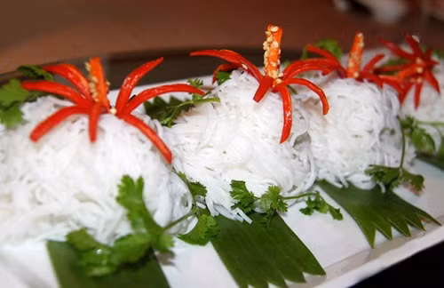 Bún chứa hàn the vị chua chua