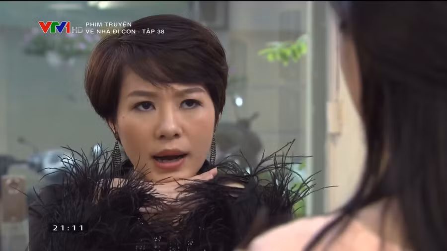 "Về nhà đi con": Tranh cãi làm gì, vì đây mới là cách đánh ghen "có học" nhất mà vợ Thành nên làm lúc này! - Ảnh 3.