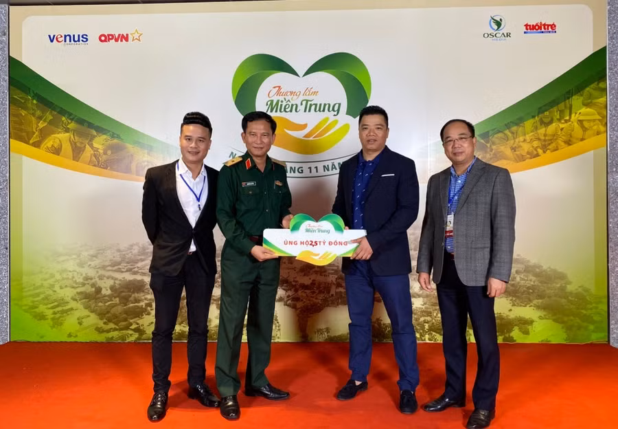 Chương trình Thương lắm miền Trung: Sao Việt tụ hội, nước mắt nghẹn ngào ảnh 8