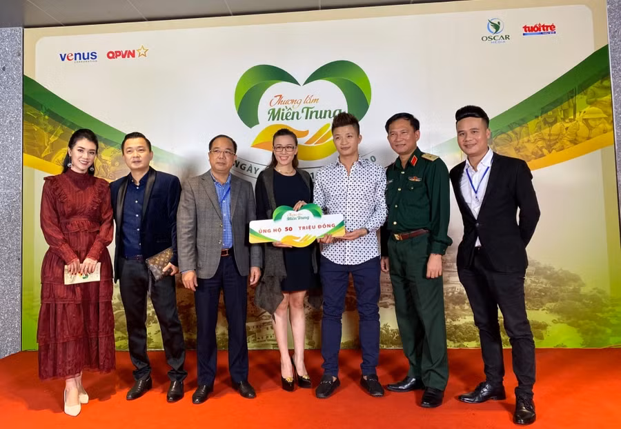 Chương trình Thương lắm miền Trung: Sao Việt tụ hội, nước mắt nghẹn ngào ảnh 9