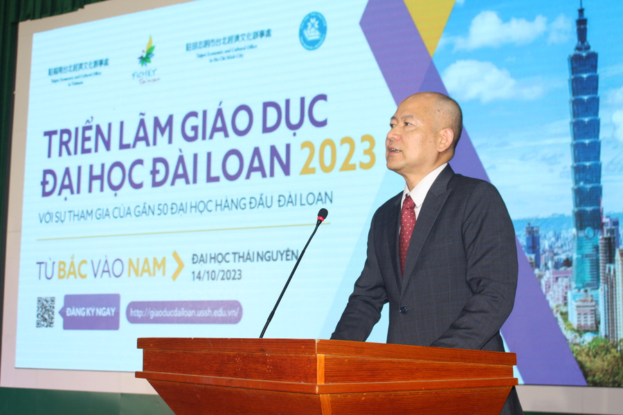 Ông Lâm Dịch Dân, Phó trưởng đại diện Văn phòng Kinh tế - Văn hoá Đài Bắc tại Việt Nam.