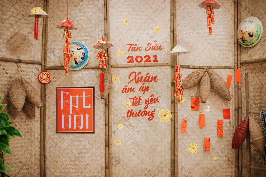 Không gian trang trí độc đáo được chính tay sinh viên và cán bộ, nhân viên Đại học FPT Đà Nẵng thực hiện.