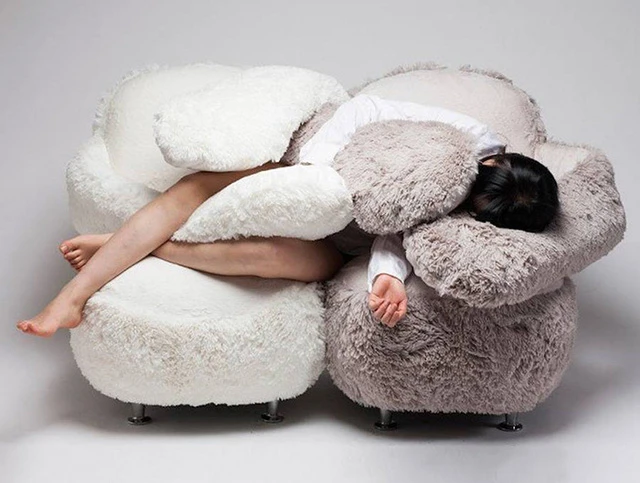 Ghế ôm dành cho những người cô đơn 