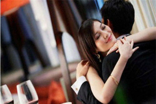 Đòn trả thù cay đắng của người chồng vô sinh
