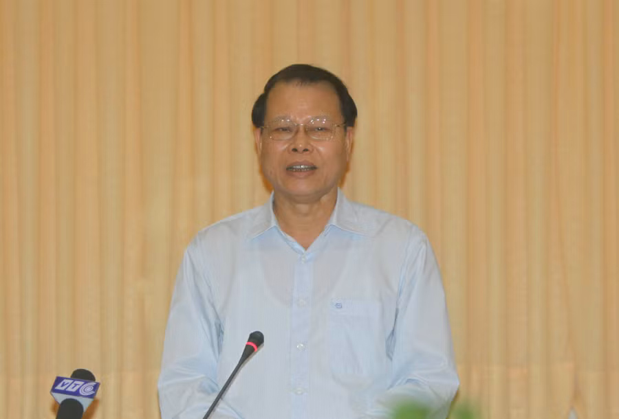 Trước khi bị xem xét kỷ luật, nguyên Phó Thủ tướng Vũ Văn Ninh trải qua những chức vụ nào?