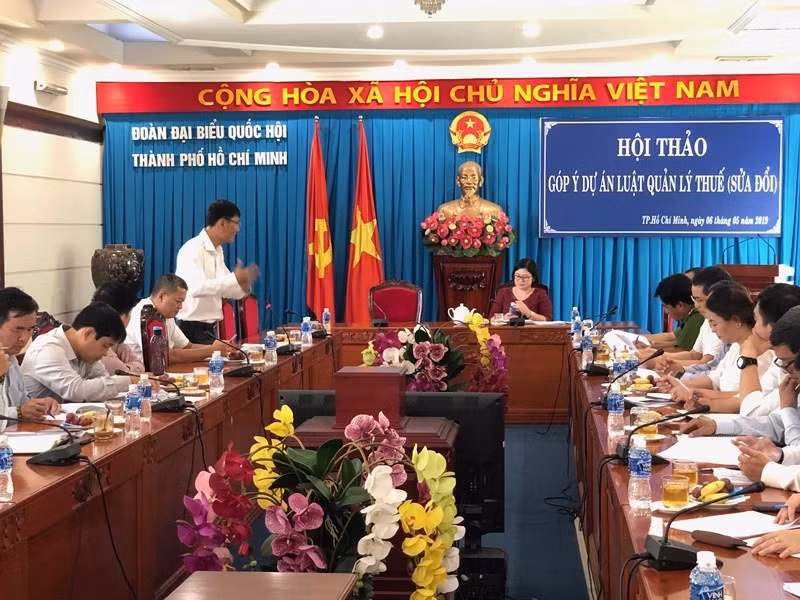 Sắp truy thu thuế cá nhân kiếm tiền từ Google, Facebook - ảnh 1