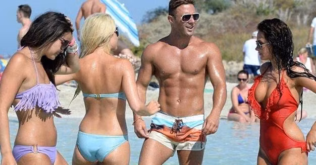 Chị em không nên yêu đàn ông cơ bắp cuồn cuộn?