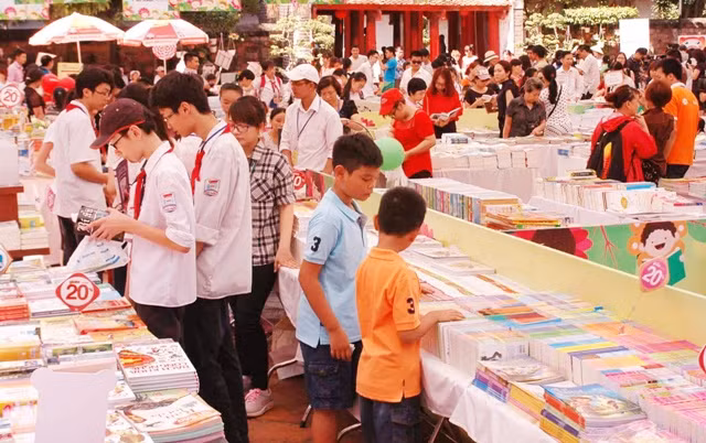 Phong phú sách hè cho thiếu nhi