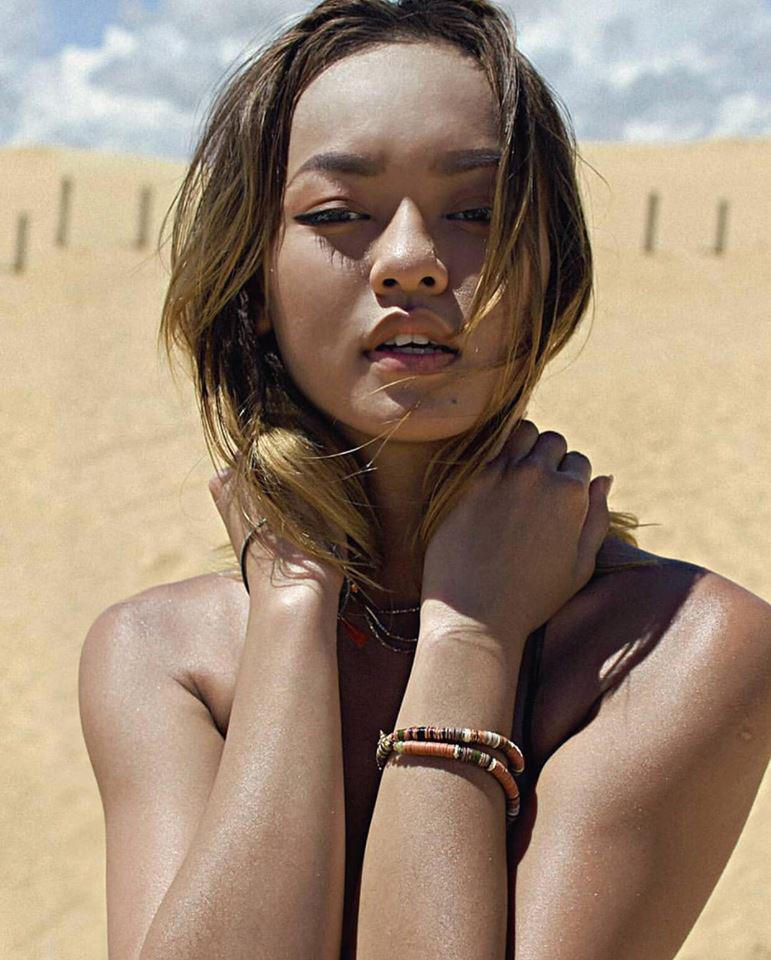 Trắng như Ngọc Trinh đã xưa rồi, sao Việt đang đồng loạt quay trở về với mốt da nâu ảnh 18