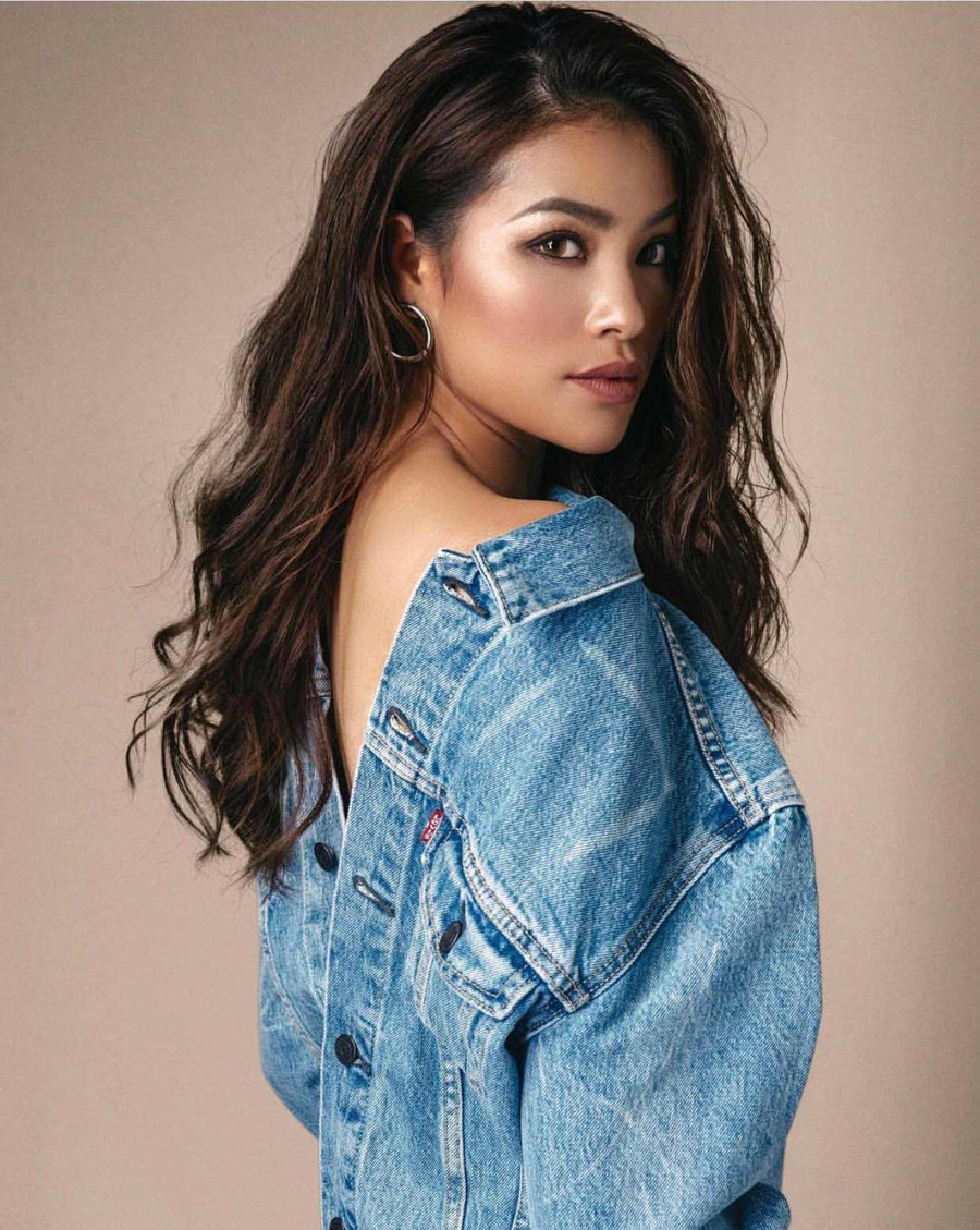 Trắng như Ngọc Trinh đã xưa rồi, sao Việt đang đồng loạt quay trở về với mốt da nâu ảnh 9