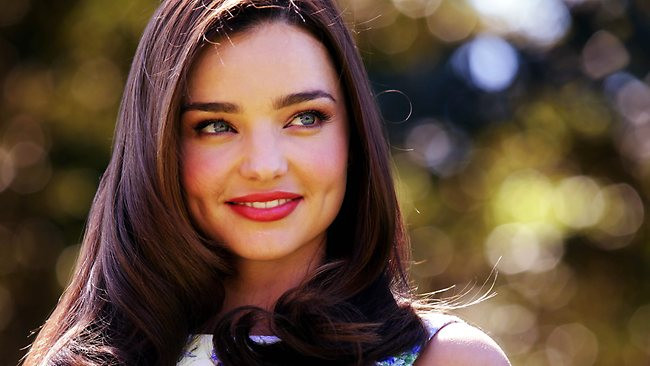20 điều ít biết về siêu mẫu Miranda Kerr
