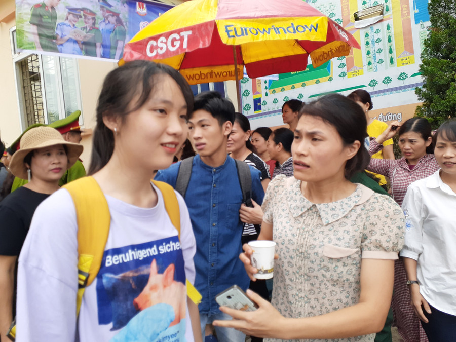 Nhiều thí sinh cho rằng khó đạt điểm tối đa tổ hợp KHTN.. Nhiều thí sinh cho rằng khó đạt điểm tối đa tổ hợp KHTN..