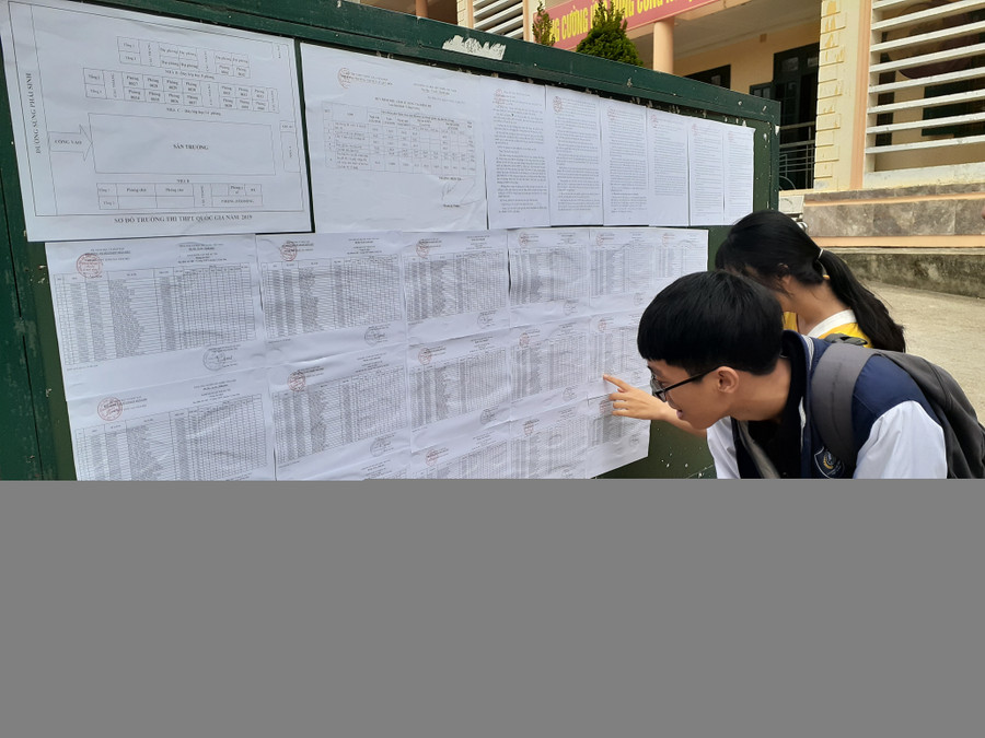 Thí sinh xem lại thông tin cá nhân