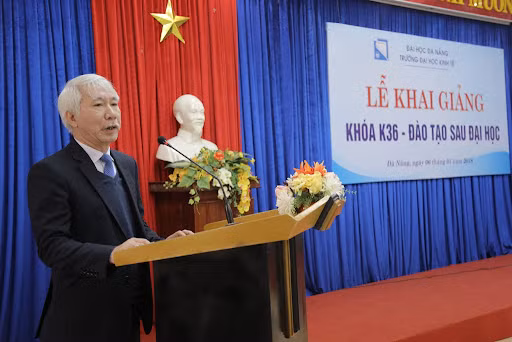 PGS.TS Đào Hữu Hòa.