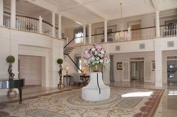 trai nghiem cuoc song vuong gia voi 10 dinh thu dat nhat hanh tinh - 4