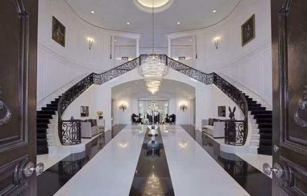 trai nghiem cuoc song vuong gia voi 10 dinh thu dat nhat hanh tinh - 2