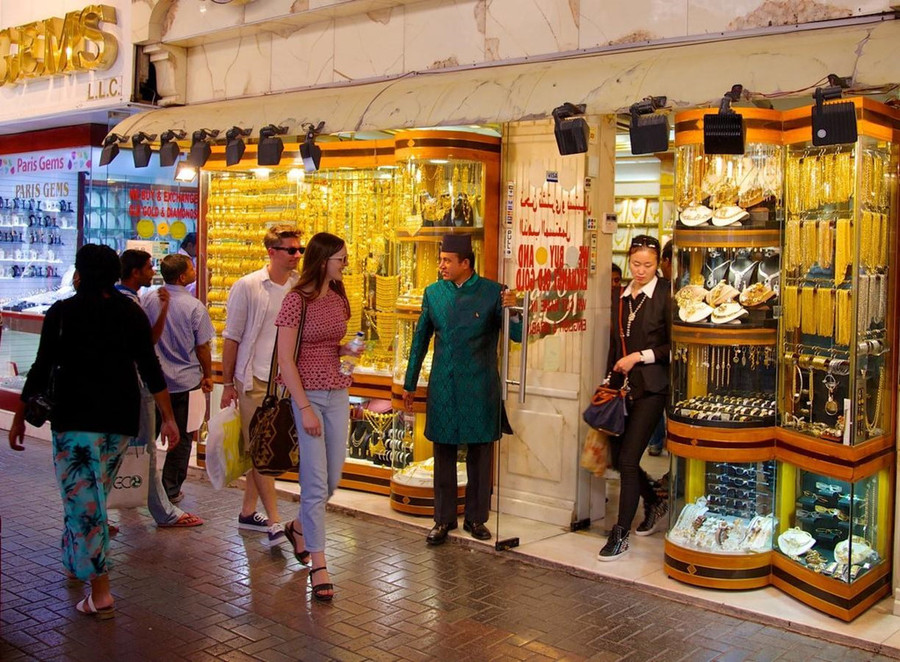 Ngam khu cho vang de biet Dubai giau den muc do nao hinh anh 4 