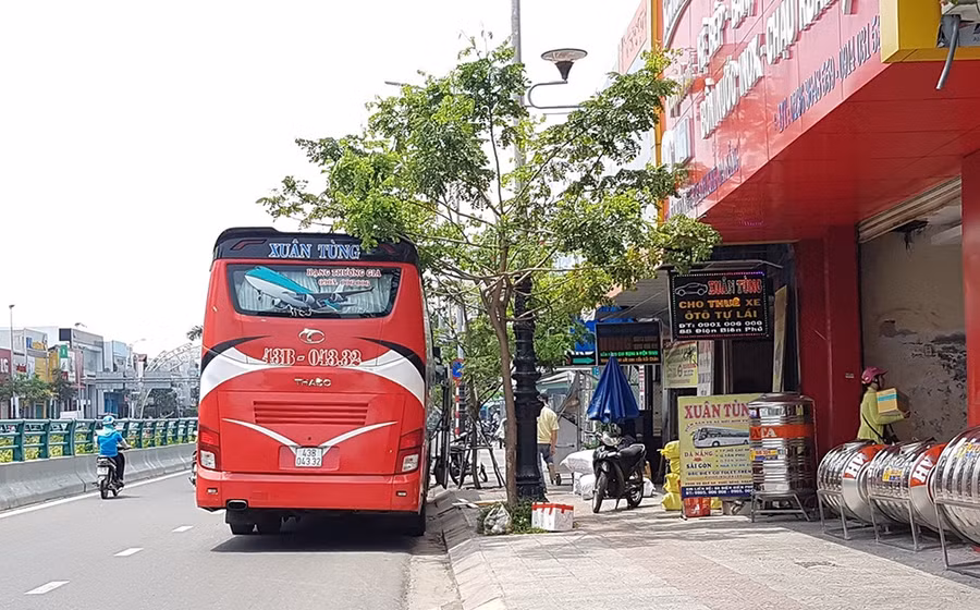 Bến xe “sống mòn” vì xe “trá hình”: Xử nghiêm sẽ hết xe dù, bến cóc