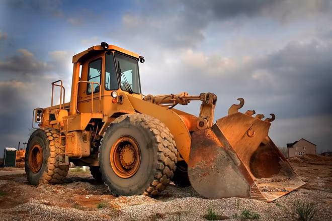 Bọn trộm đã dùng một chiếc xe ủi đất để phá tường vào ngân hàng.