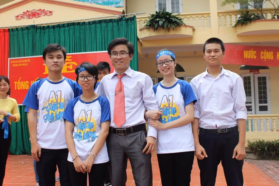 Tinh thần lạc quan của người thầy khuyết tật