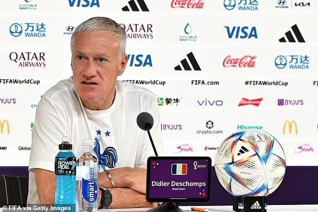 Ông Didier Deschamps rất thận trọng với đội tuyển Anh trước đại chiến tại tứ kết. 