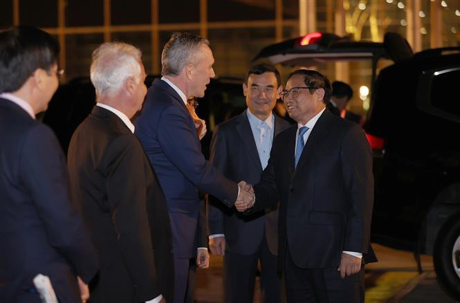 Lễ tiễn Thủ tướng Chính phủ Phạm Minh Chính tại sân bay quốc tế Nội Bài. Ảnh: Dương Giang/TTXVN Lễ tiễn Thủ tướng Chính phủ Phạm Minh Chính tại sân bay quốc tế Nội Bài. Ảnh: Dương Giang/TTXVN