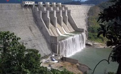 Thủy điện Đăk Mi 4 chặn dòng chuyển nước về sông Vu Gia.
